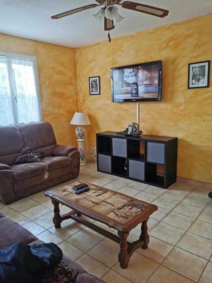 Belle villa de 90m2 au calme avec jardin et parking à 10 mn de la mer en voiture Fos-sur-Mer Extérieur photo