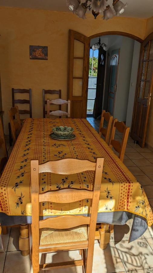 Belle villa de 90m2 au calme avec jardin et parking à 10 mn de la mer en voiture Fos-sur-Mer Extérieur photo